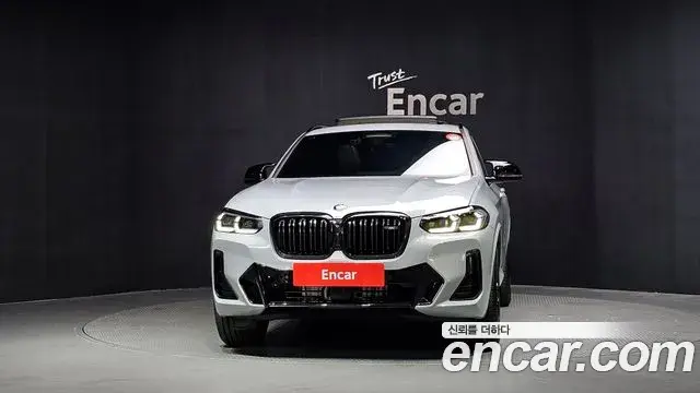 BMW X4 2022 — Фото 3/20