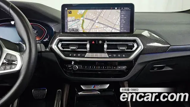 BMW X4 2022 — Фото 14/20