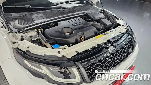 Land Rover Range Rover Evoque 2019 — Фото 6/20