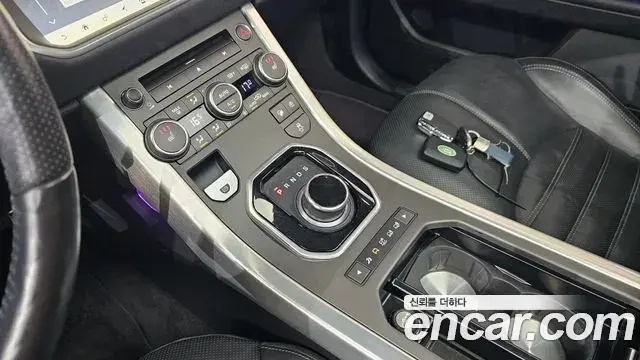 Land Rover Range Rover Evoque 2019 — Фото 9/20