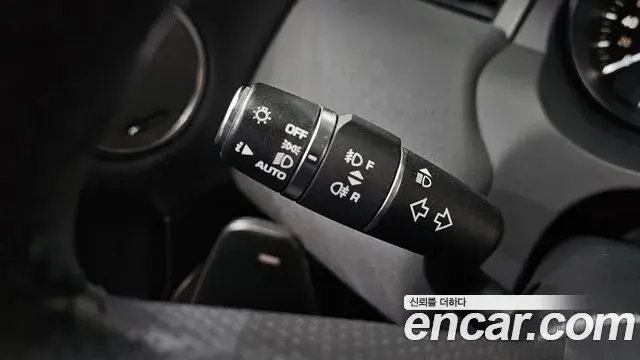 Land Rover Range Rover Evoque 2019 — ფოტო 3/32