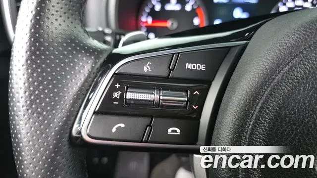 Kia Sportage The Bold 2019 — Фото 15/20