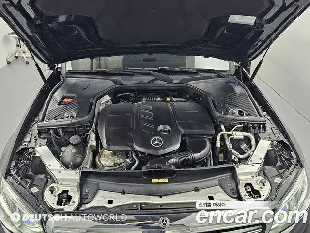 Mercedes-Benz E-Class 2019 — Şəkil 11/20