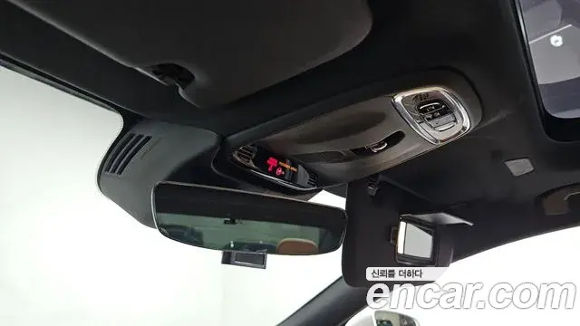 Volvo S60 2021 — ფოტო 12/40