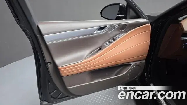 Genesis G80 2023 — Şəkil 18/33