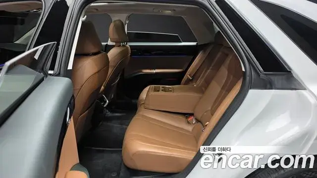 Hyundai Grandeur 2023 — Фото 11/20