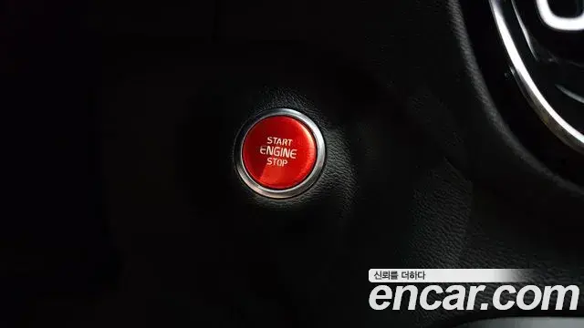Volvo XC40 2019 — Фото 19/20