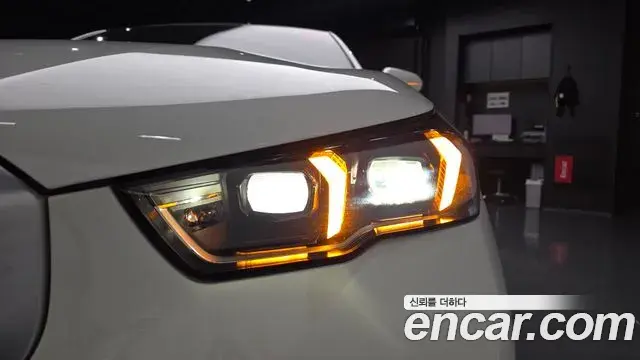 BMW 5 Series 2025 — Şəkil 14/33