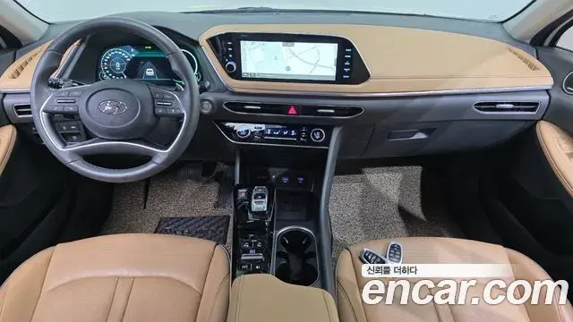 Hyundai Sonata 2021 — Фото 7/20