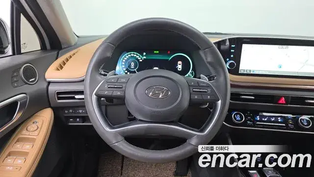 Hyundai Sonata 2021 — Фото 17/20