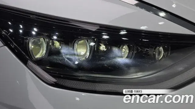 Hyundai Sonata Hybrid 2021 — ფოტო 2/36