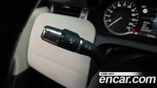 Land Rover Discovery Sport 2020 — ფოტო 23/31