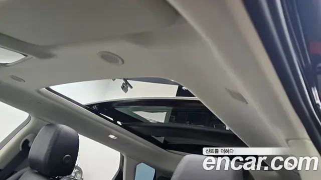 Land Rover Range Rover Evoque 2025 — Şəkil 6/20