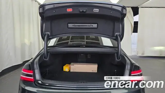 Genesis G80 2024 — ფოტო 33/36