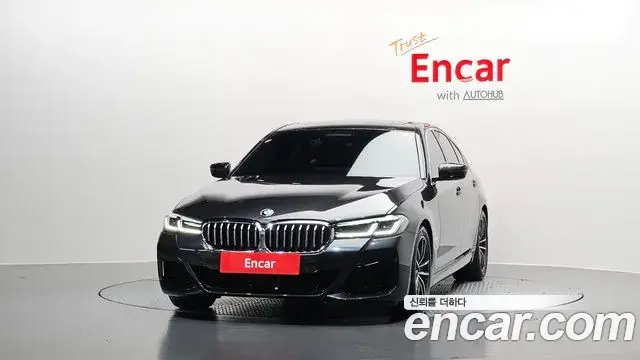BMW 5 Series 2023 — Şəkil 16/32