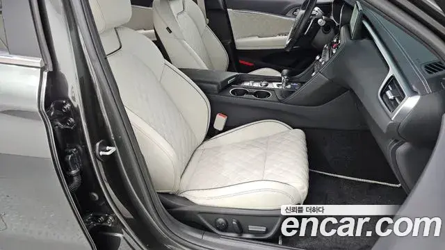 Genesis G70 2025 — ფოტო 27/33
