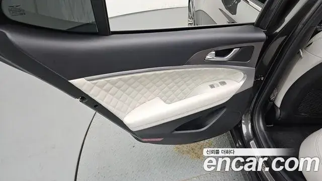 Genesis G70 2025 — ფოტო 16/33