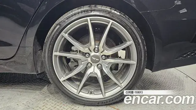 Genesis G70 2021 — Şəkil 25/30