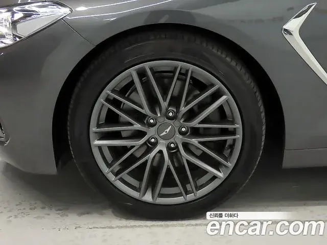 Genesis G70 2018 — Şəkil 9/20