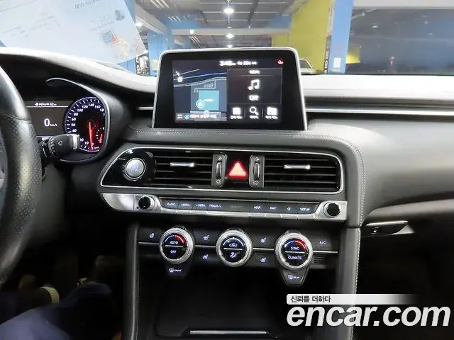 Genesis G70 2018 — Şəkil 12/20