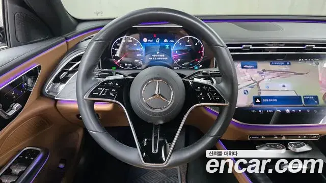 Mercedes-Benz E-Class 2024 — Фото 14/20