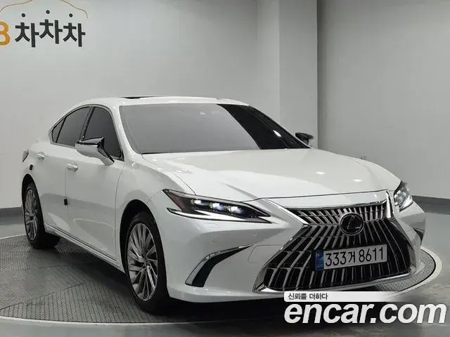 Lexus ES300h 2026 — Şəkil 10/19