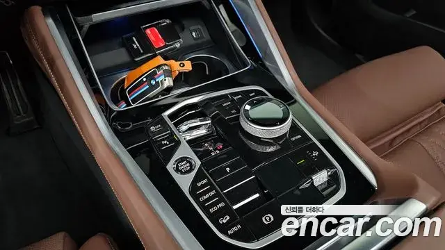 BMW X6 2025 — Photo 34/37