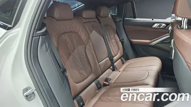 BMW X6 2025 — Photo 36/37
