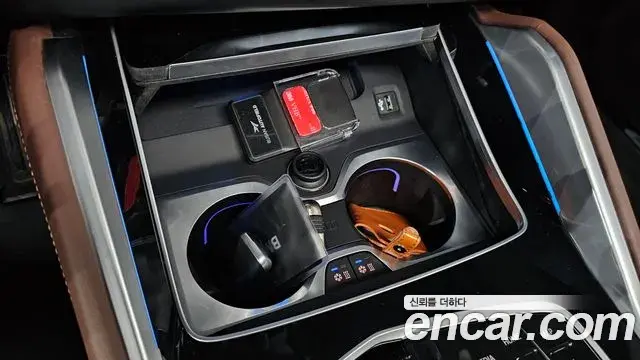 BMW X6 2025 — Photo 30/37