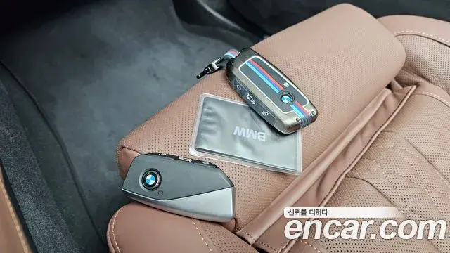 BMW X6 2025 — Photo 19/37