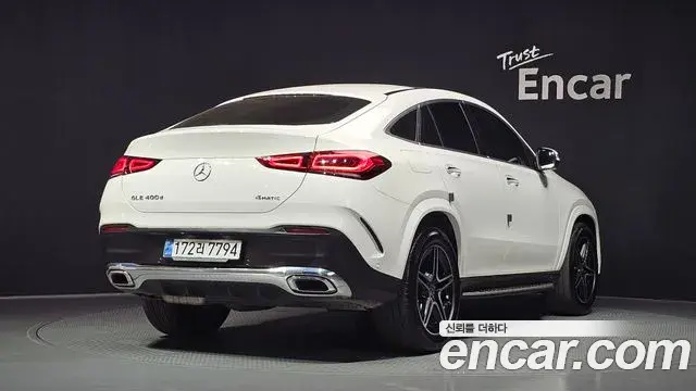 Mercedes-Benz GLE-Class 2021 — Фото 2/20