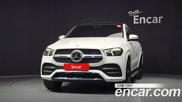 Mercedes-Benz GLE-Class 2021 — Фото 3/20