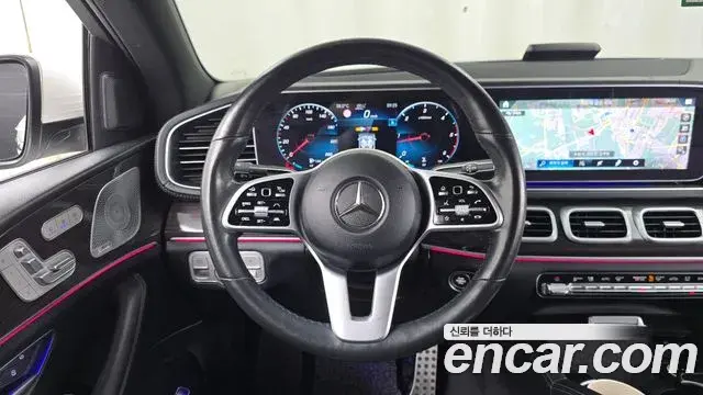 Mercedes-Benz GLE-Class 2021 — Фото 12/20