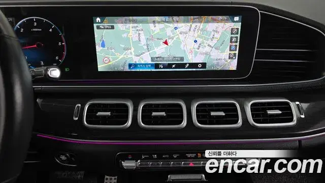 Mercedes-Benz GLE-Class 2021 — Фото 13/20
