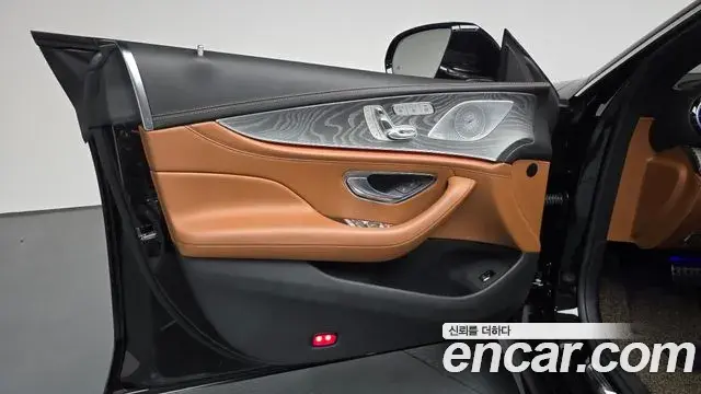 Mercedes-Benz AMG GT 2023 — ფოტო 11/31