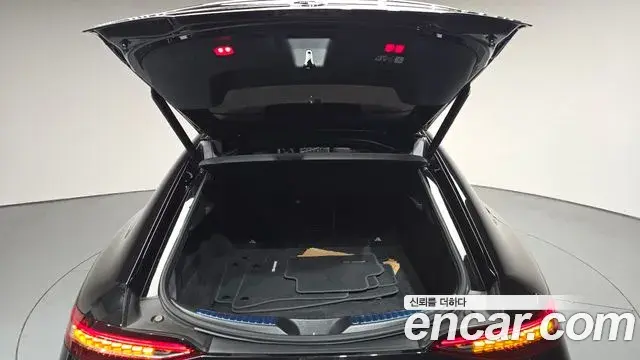 Mercedes-Benz AMG GT 2023 — ფოტო 30/31