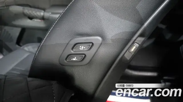 Kia Sorento 2021 — ფოტო 9/33