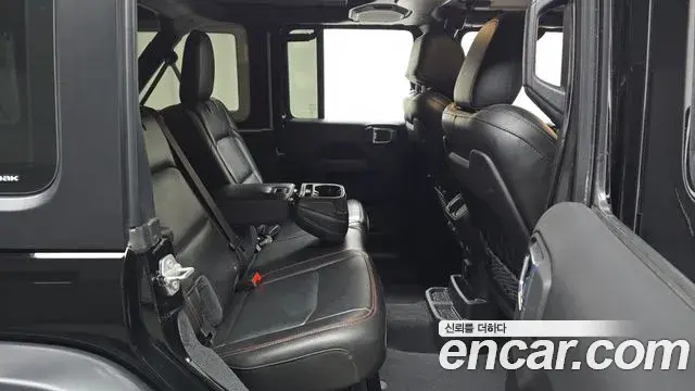 Jeep Wrangler 2023 — Photo 4/20