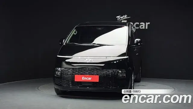 Hyundai Staria 2022 — Фото 3/20