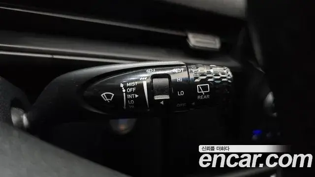 Hyundai Staria 2022 — Фото 16/20