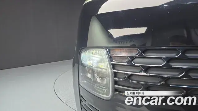 Hyundai Staria 2022 — Şəkil 26/31
