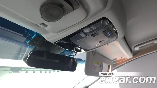 Hyundai Staria 2022 — Şəkil 29/31
