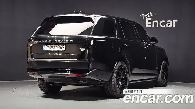 Land Rover Range Rover 2022 — ფოტო 10/40