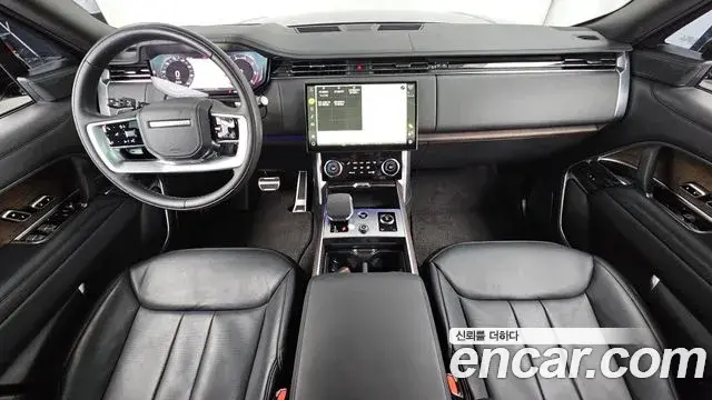 Land Rover Range Rover 2022 — ფოტო 29/40