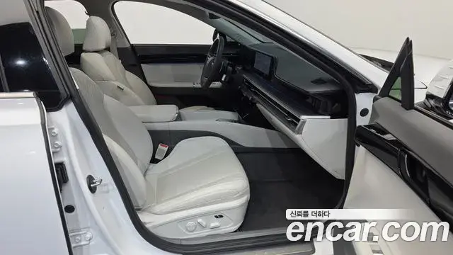 Hyundai Grandeur Hybrid 2024 — Photo 12/34