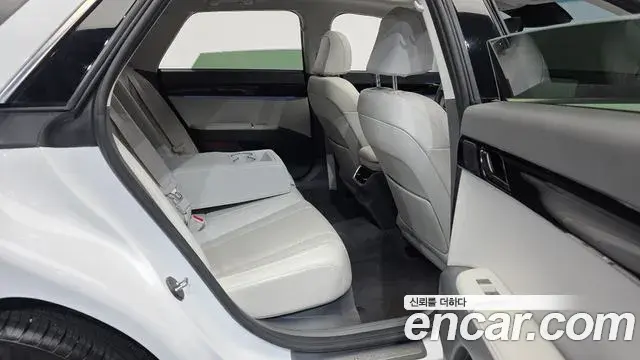 Hyundai Grandeur Hybrid 2024 — Photo 6/34
