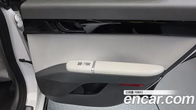 Hyundai Grandeur Hybrid 2024 — Photo 3/34