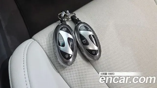Hyundai Grandeur Hybrid 2024 — Photo 14/34