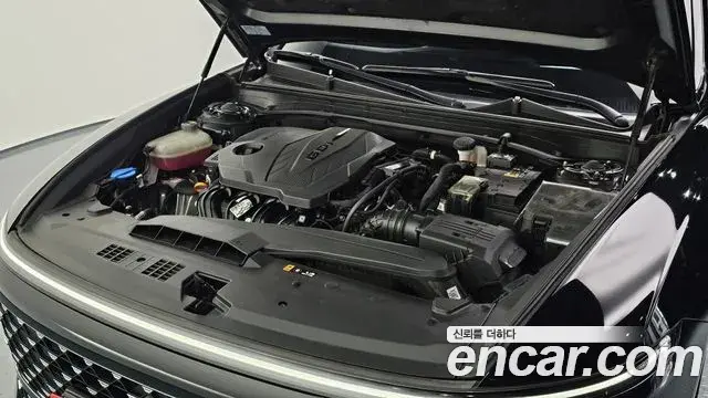 Hyundai Grandeur Hybrid 2023 — ფოტო 30/35