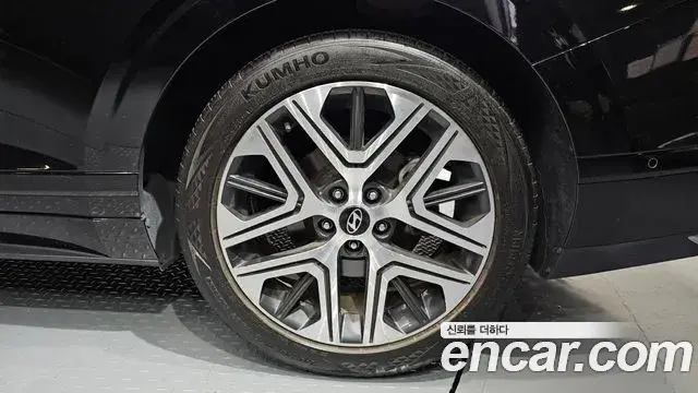 Hyundai Grandeur Hybrid 2023 — ფოტო 18/35